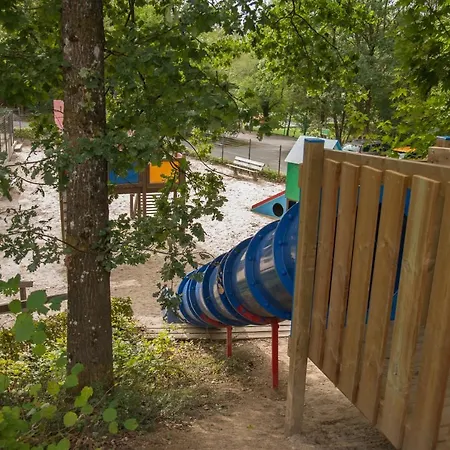 De Rosse Eekhoorn Дюрбюи