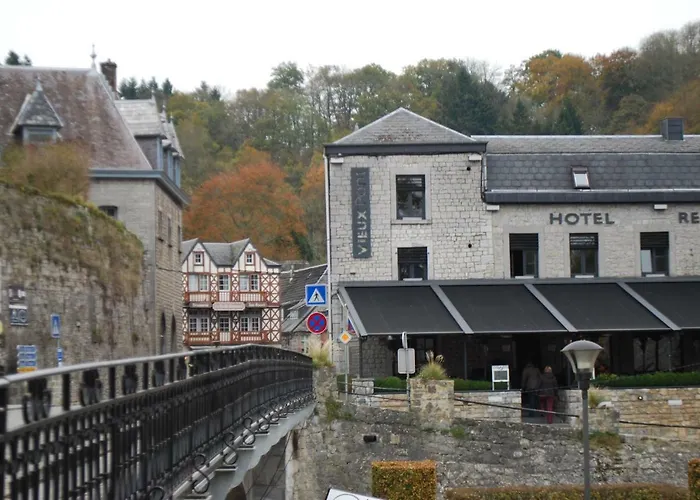 De Rosse Eekhoorn シャレー デュルビュイ